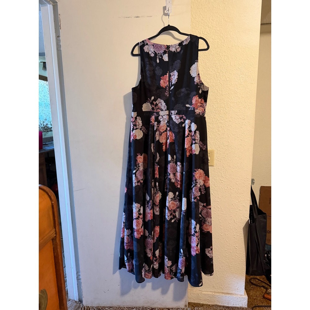 Torrid Floral Maxi Dress Black Pink Purple Sleeveless Women's Size 18 - Picture 4 of 7